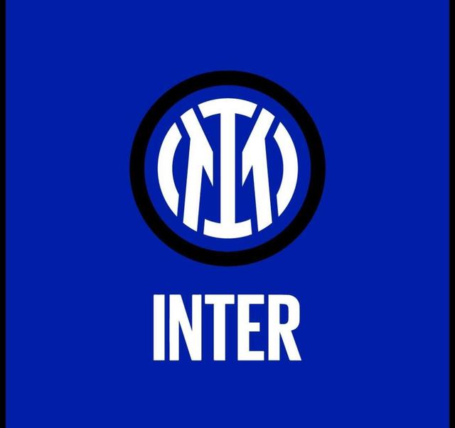 详解棒球规则中的场外飞球判罚以及球击中支柱后的垒位补偿