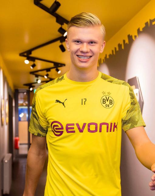 雄鹿最近12场狂输10场，排名跌出东部前十