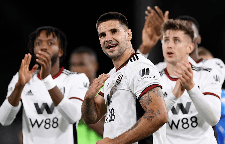 都灵官方：瓦尼亚蒂卸任体育总监一职，佩特拉奇重新接手