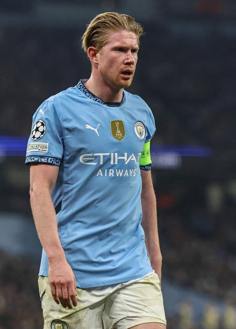 库里达成超狂里程碑！盛赞飙27分的状元郎：联盟后继有人（库里缔造史诗纪录！力赞砍下27分的状元：联盟接班人已现）